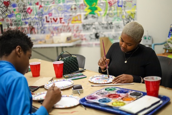 Kids participating in art class at Artspace
