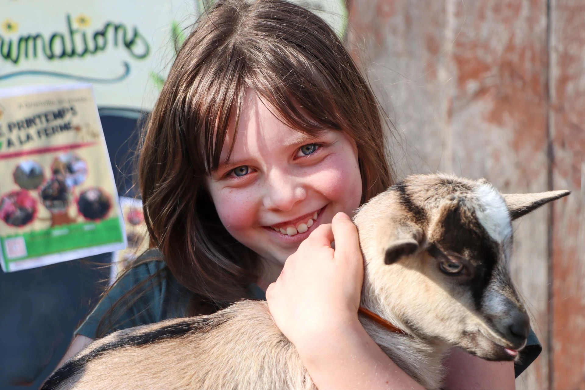 Zoos, petting zoos & safari parks near Raleigh