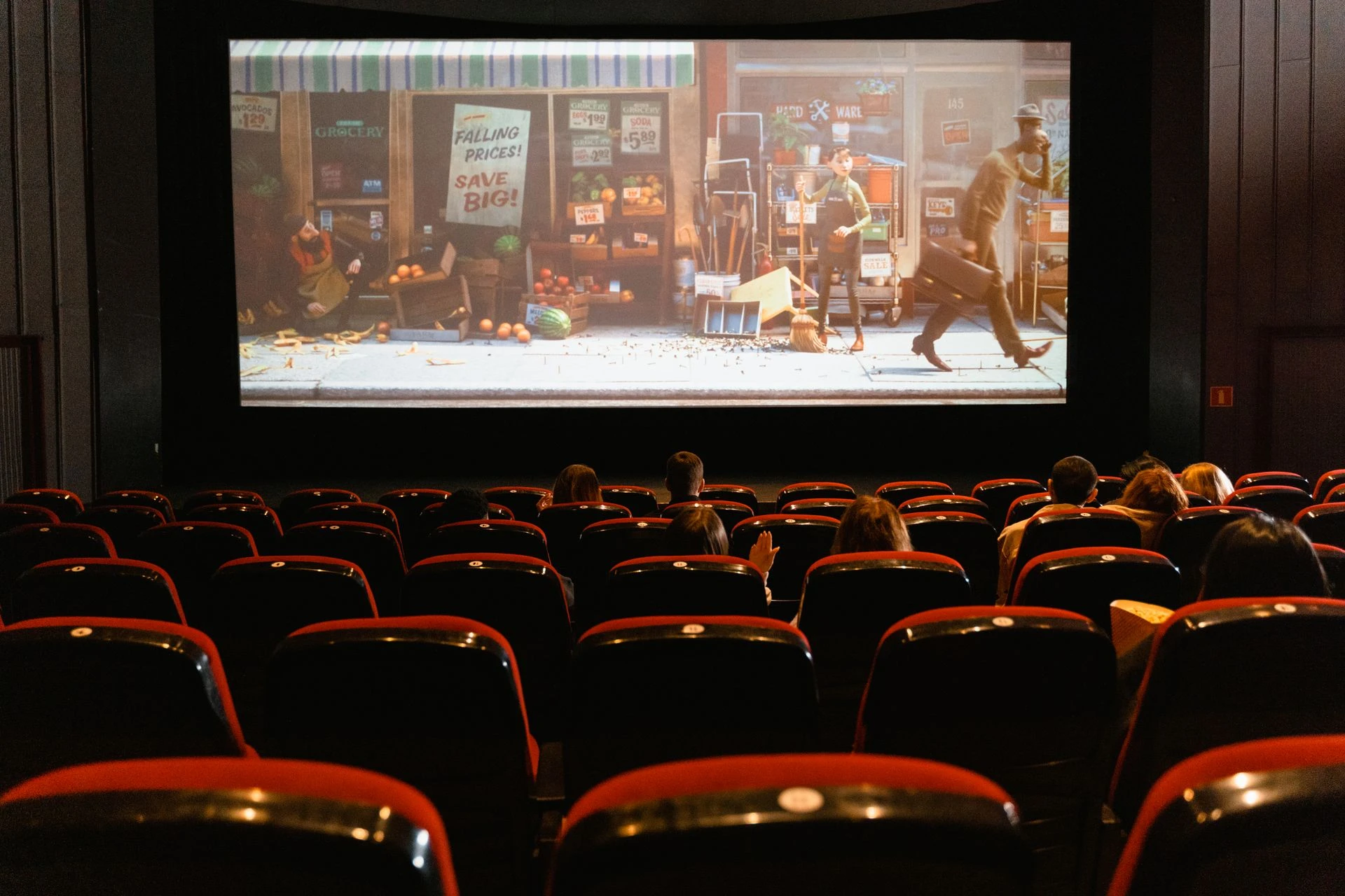 Cheap movie theaters around Raleigh (including a drive-in)