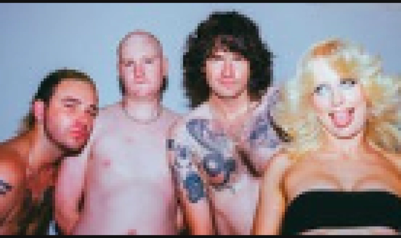Amyl and the Sniffers