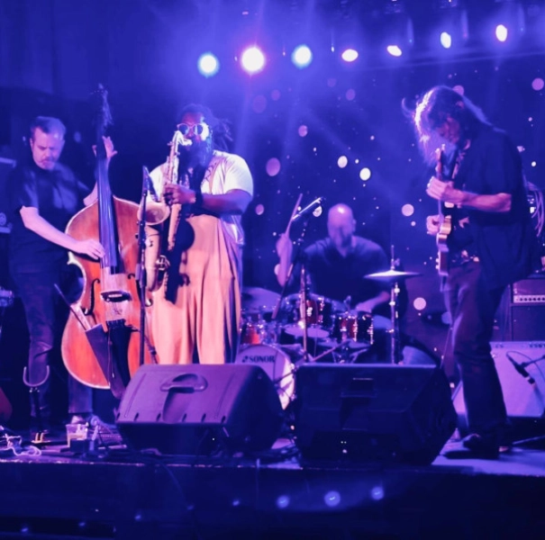 Live Music with Flock Preventers