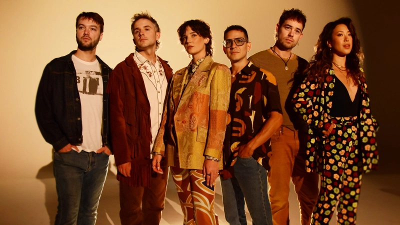 Sammy Rae & The Friends with special guest Melt