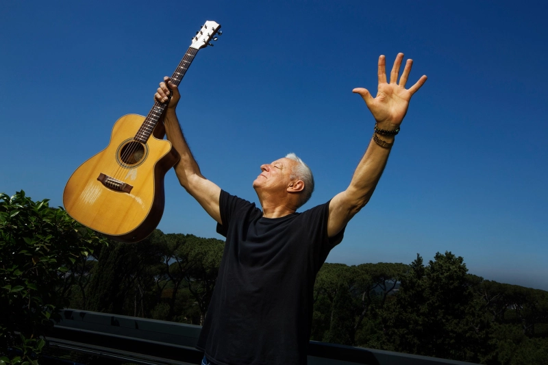Tommy Emmanuel, CGP - Living In the Light Tour
