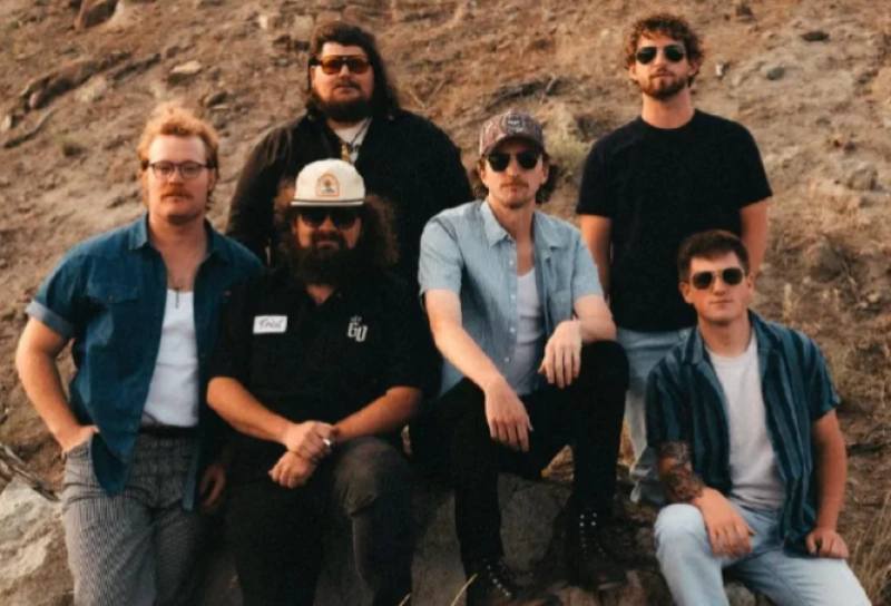 Ole 60 Smokestack Town Tour with Rob Langdon & The Bends