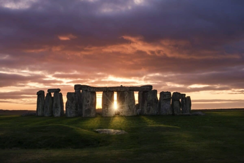 Stonehenge: Live Stream of Summer Solstice Sunset and Sunrise