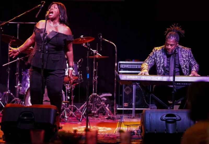 Notes on View: Lynnette Barber and Will Ellis Blues Duo