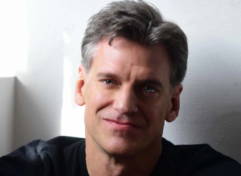 Dale Jones: Live Comedy Performance