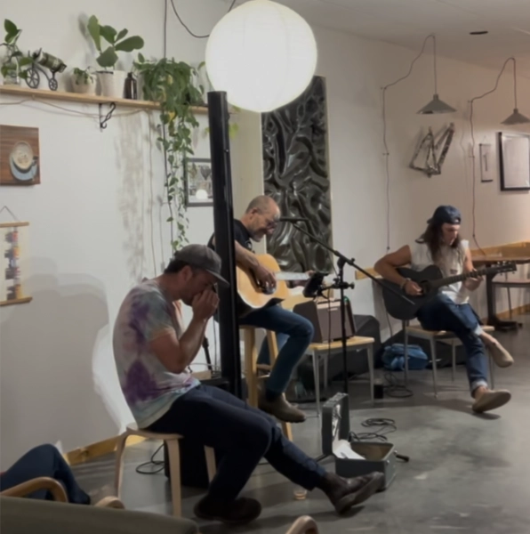Live Music with Kenny Shores at TBL Cafe