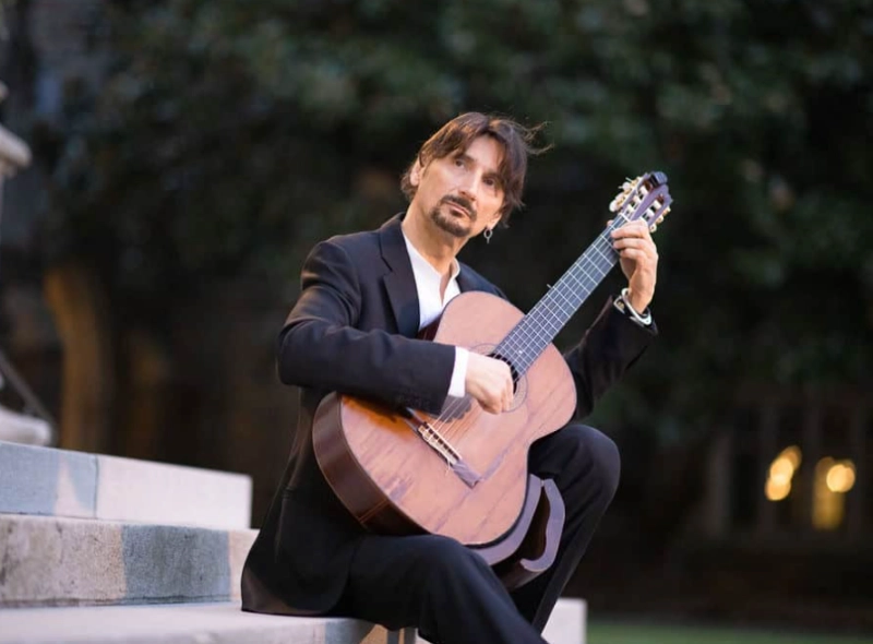 Notes on View: Eduardo de Rosamaria