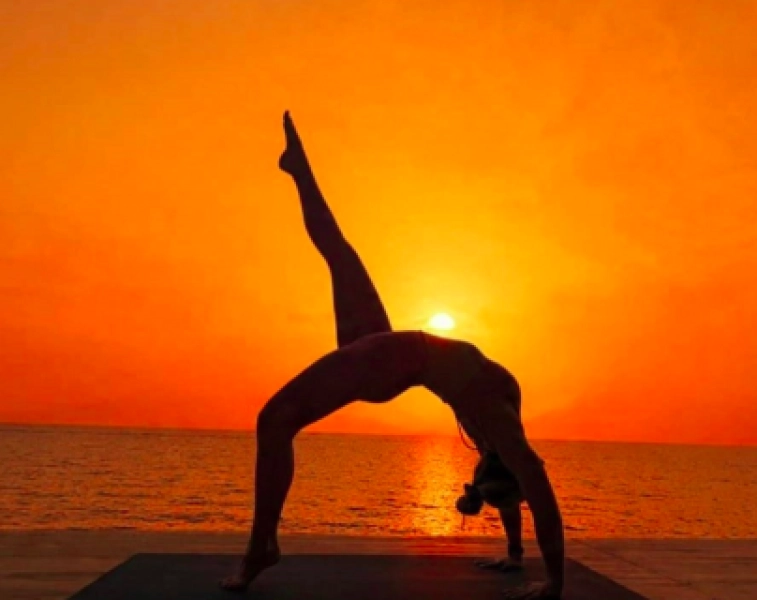 Sunrise Yoga Class