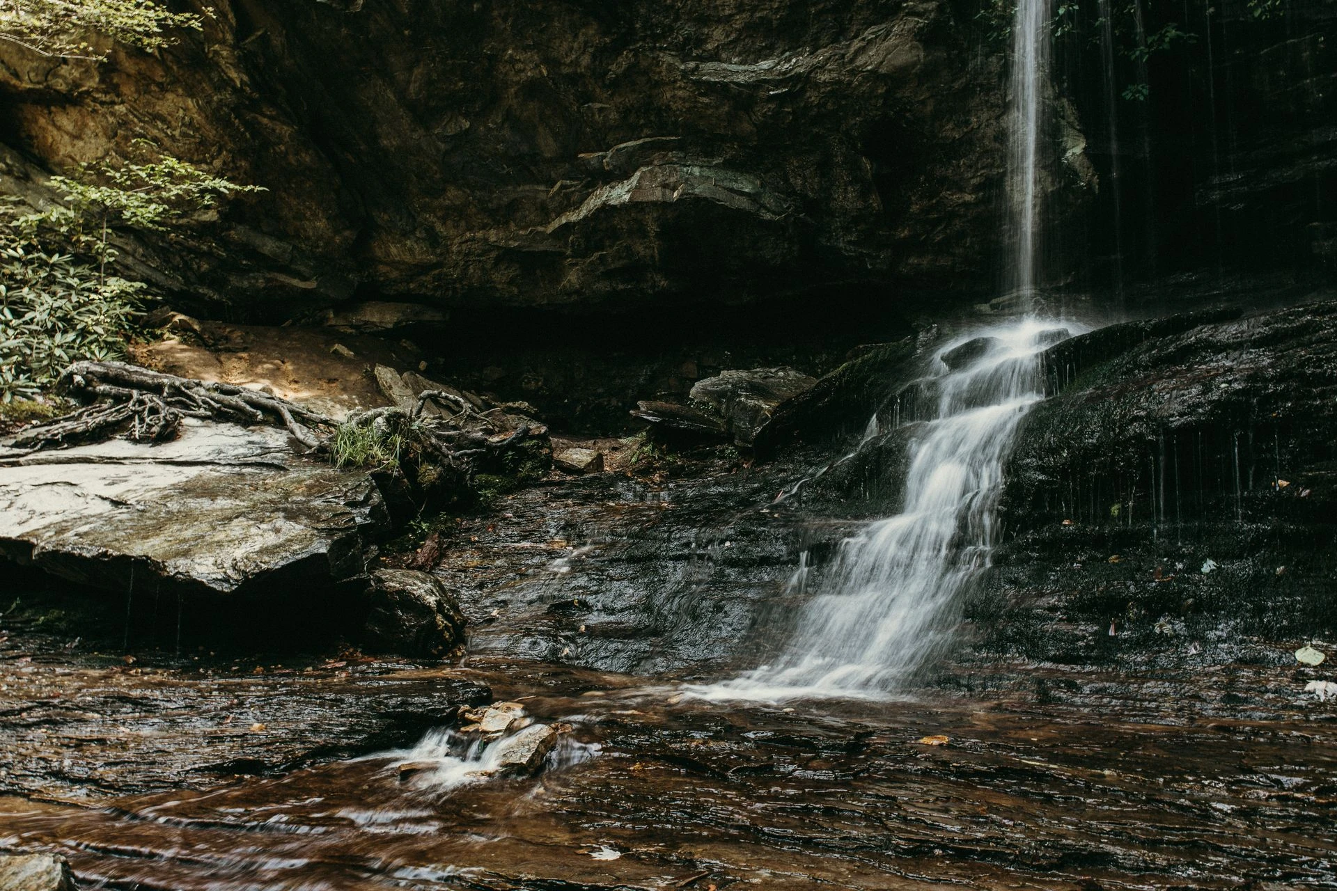 Best family-friendly waterfalls in North Carolina
