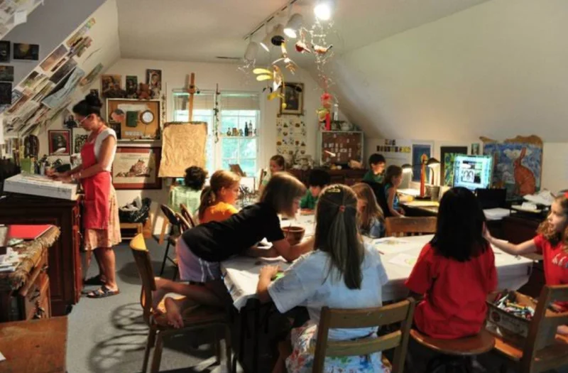 Egg In Nest Art Studio